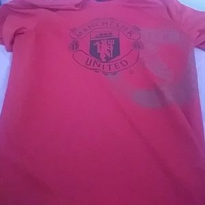 Manchester united tshirt